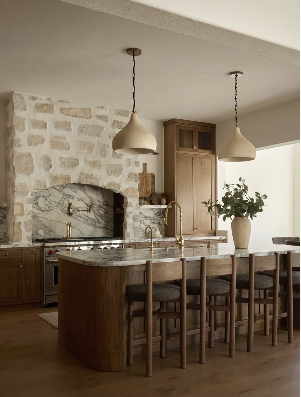 Custom kitchens cabinetry